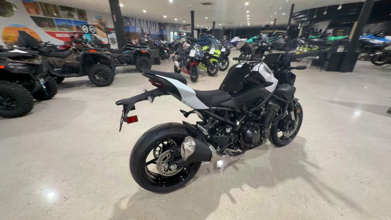 New 2026 Kawasaki Z900 ABS Image 8