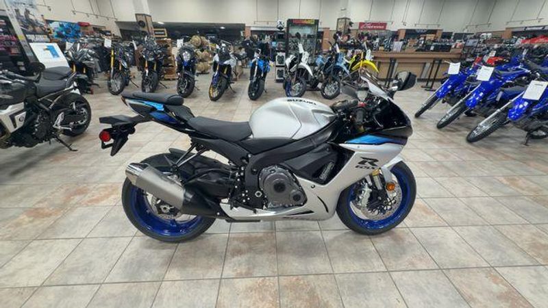 New 2026 Suzuki GSX-R750 Image 5