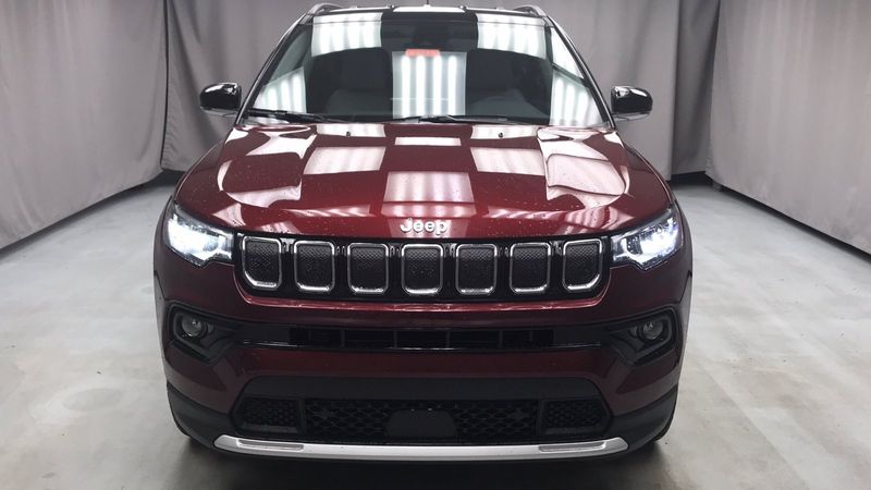 2022 JEEP Compass Limited 4x4Image 26