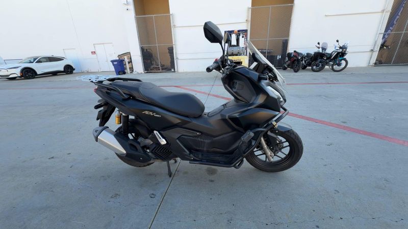 Used 2025 Honda ADV 160 Image 2