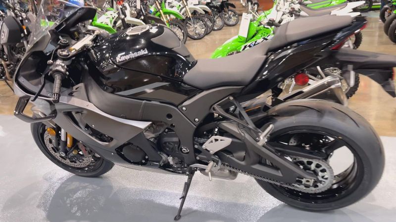 New 2026 Kawasaki NINJA ZX-10R Image 9