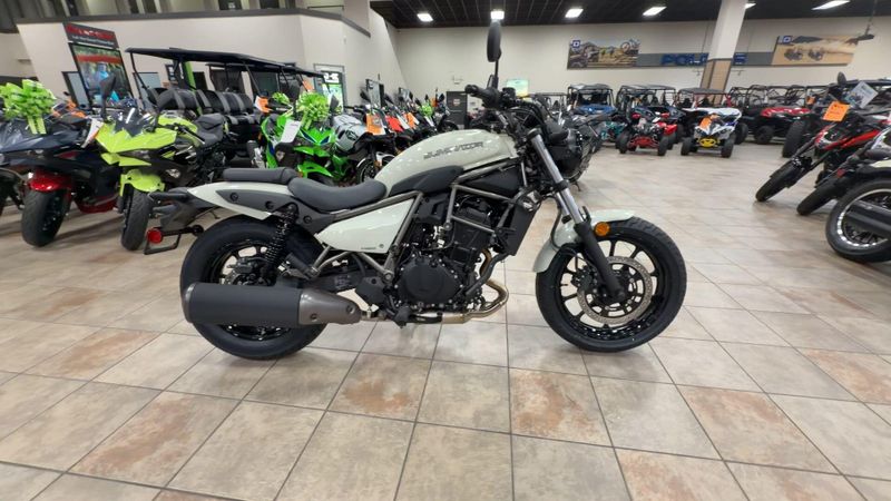 New 2026 Kawasaki Eliminator Image 2