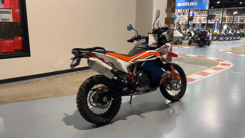 2023 KTM 890 Adventure R 890 R Image 4
