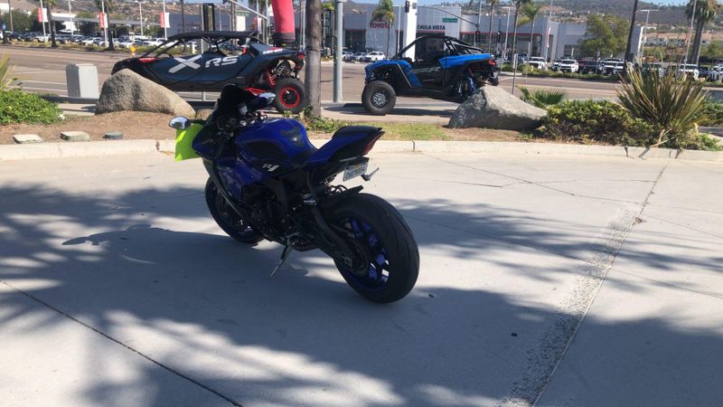Used 2023 Yamaha YZF-R1 CA Image 6