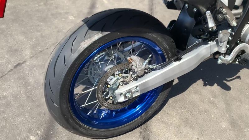 New 2025 Suzuki DR-Z4SM Image 7