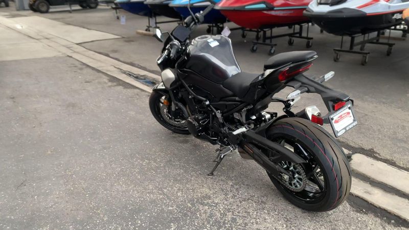 New 2025 Kawasaki Z900 ABS Image 6