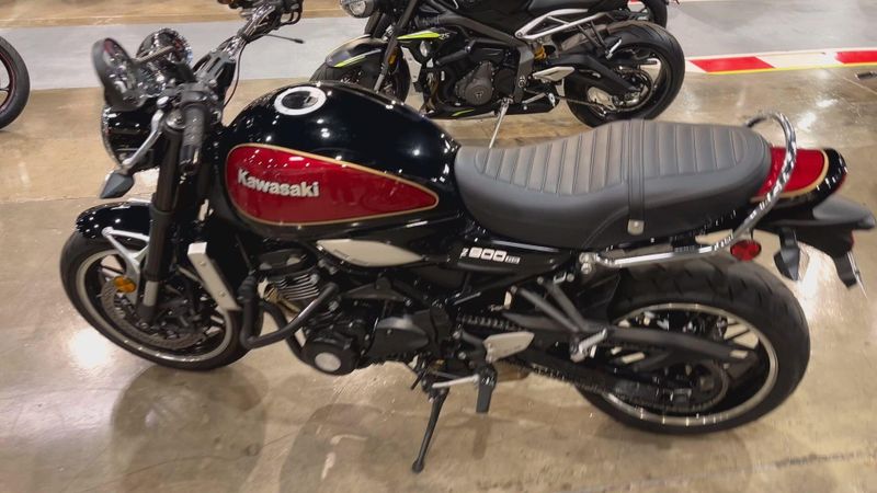 Used 2023 Kawasaki Z900RS ABS Image 9