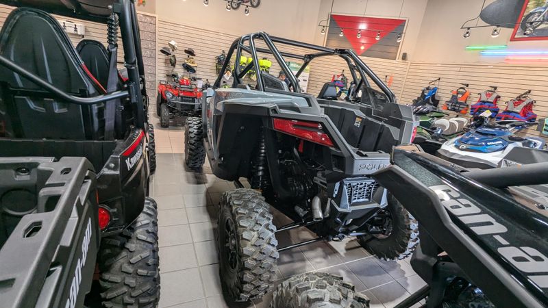 2025 Polaris RZR PRO XP SPORT  STORM GRAYImage 5