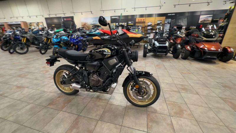 New 2026 Yamaha XSR900 Image 3