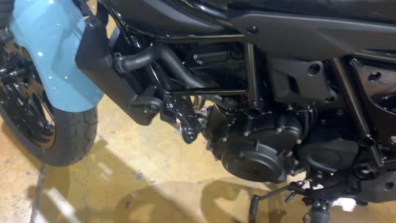 New 2025 Kawasaki ELIMINATOR SE ABS Image 4