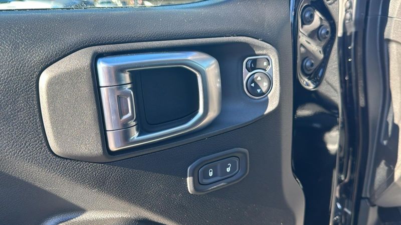 2023 Jeep Wrangler 4-door Sport S 4x4Image 21