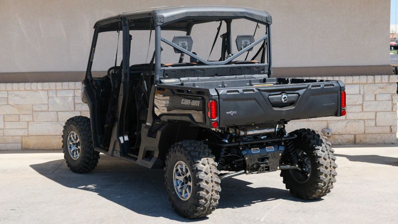 2024 CAN-AM SSV DEF MAX TEX 65 HD10 BK 24 in a BLACK exterior color. Family PowerSports (877) 886-1997 familypowersports.com 