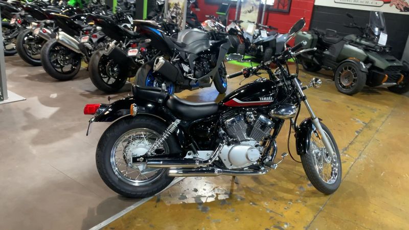 New 2025 Yamaha V STAR 250 Image 2