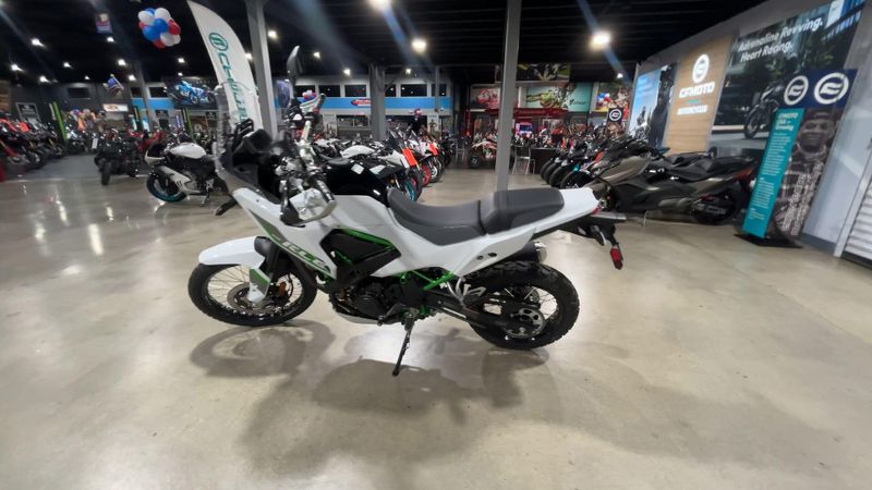 Used 2026 Kawasaki KLE500 SE ABS Image 5