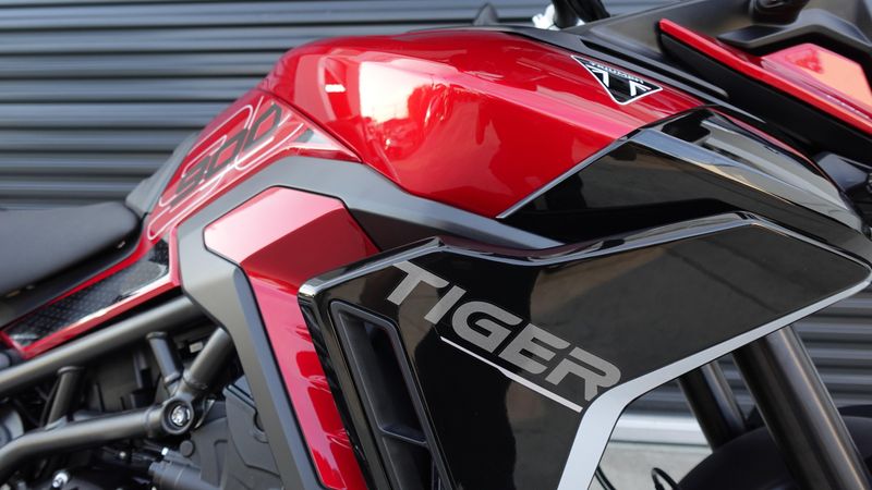 New 2025 Triumph Tiger 900 GT Pro 