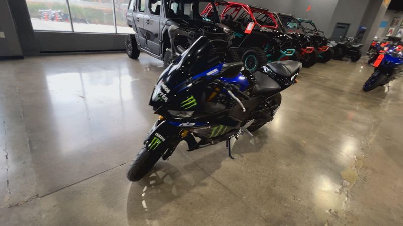 Used 2021 Yamaha YZF-R3 ABS Image 4