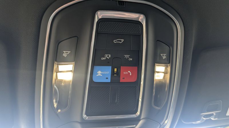 Used 2021 Jeep Grand Cherokee L AltitudeImage 24