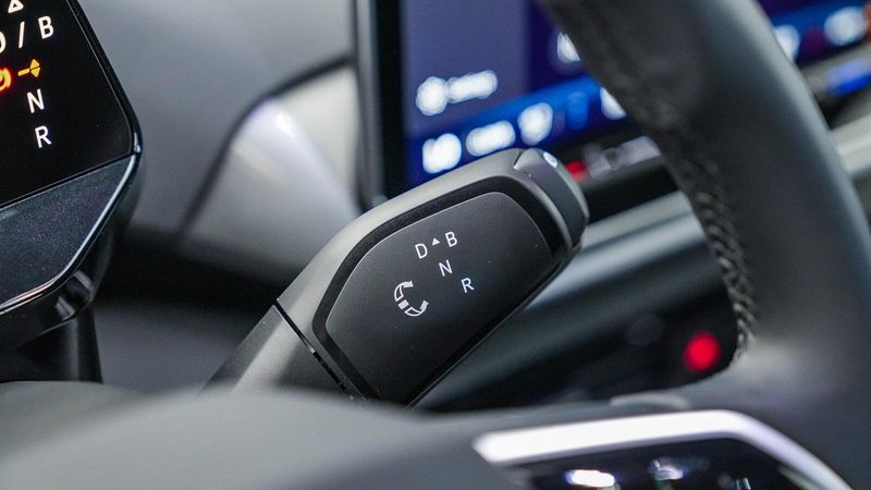 New 2025 Volkswagen ID.4 Pro SImage 20