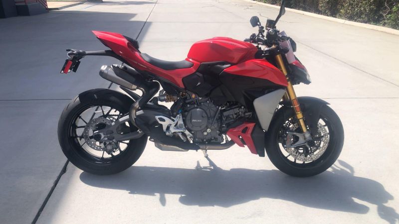 New 2026 Ducati STREETFIGHTER V2 S 896 Image 9