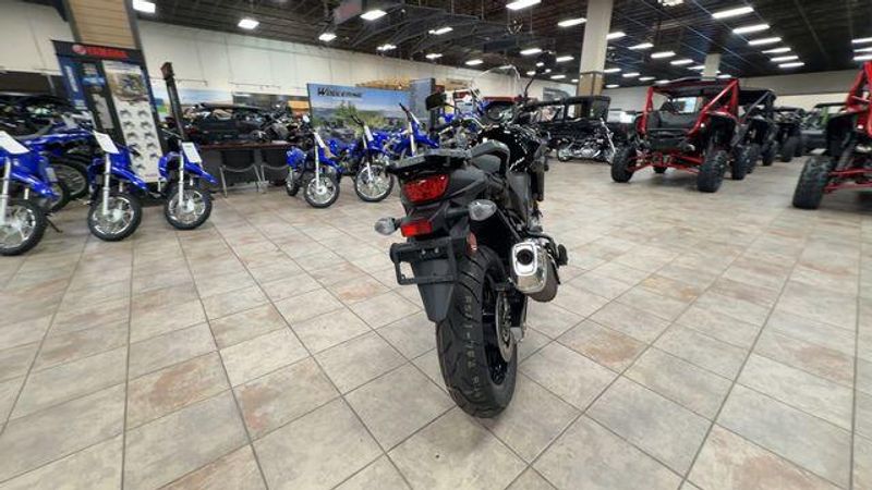 New 2025 Suzuki V-STROM 650 Image 3