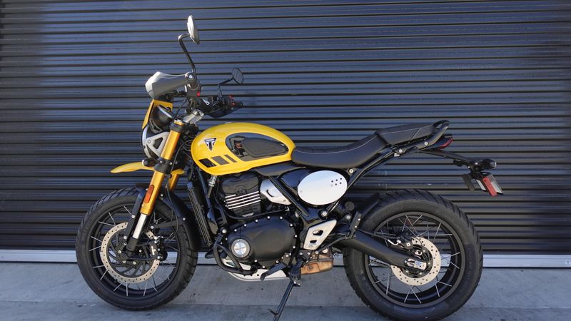 New 2026 Triumph Scrambler 400 XC 
