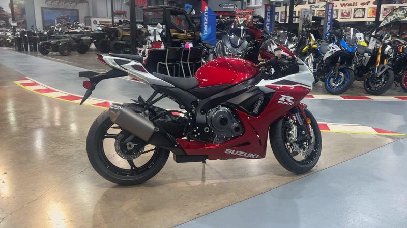 New 2027 Suzuki GSX-R600 Image 9