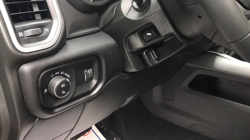 2022 RAM 2500 Big Horn Crew Cab 4x4 6