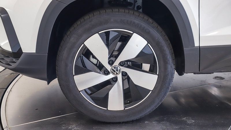 2024 Volkswagen Taos 1.5T SImage 10