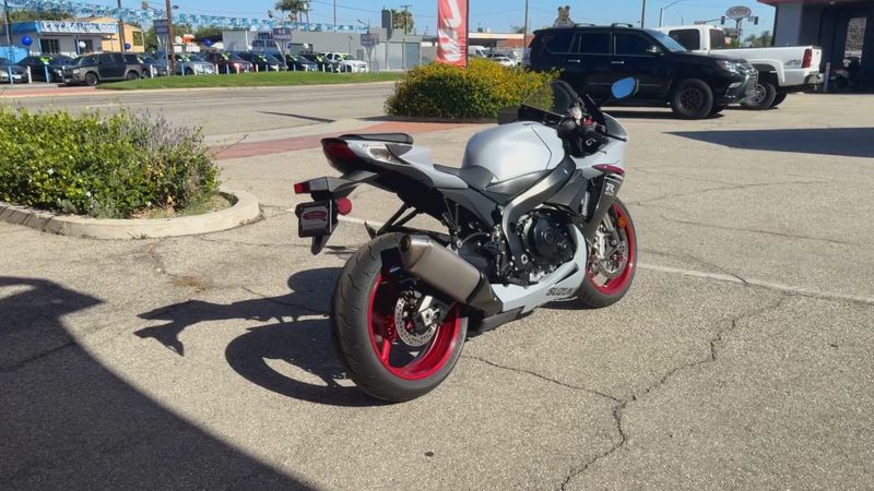 Used 2023 Suzuki GSX-R600 CA Image 8
