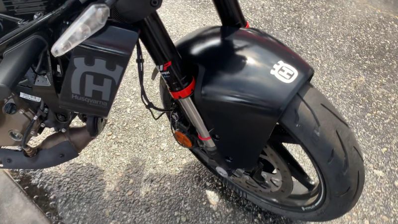 Used 2024 Husqvarna VITPILEN 401 Image 8