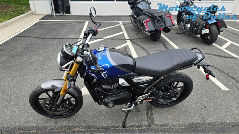 2025 Triumph Speed 400 Image 4