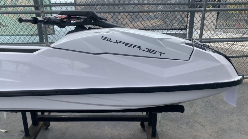 New 2025 Yamaha Superjet Image 2