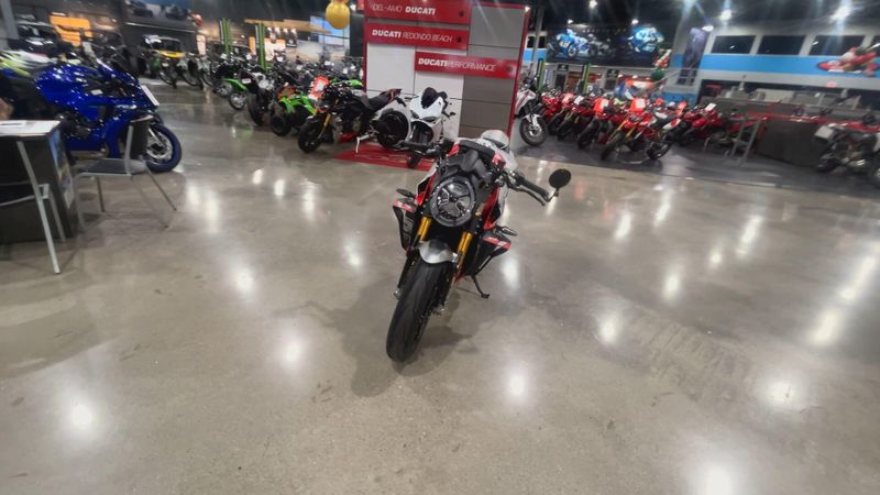 Used 2022 Mv Agusta BRUTALE 1000 NURBURGRING Image 3
