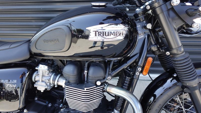 Used 2014 Triumph Bonneville T100 Black A3 