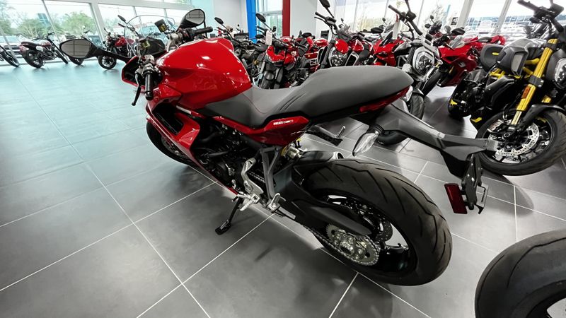 2024 Ducati SuperSport