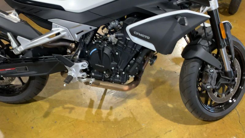 New 2024 CFMOTO 800NK-DEMO Image 8