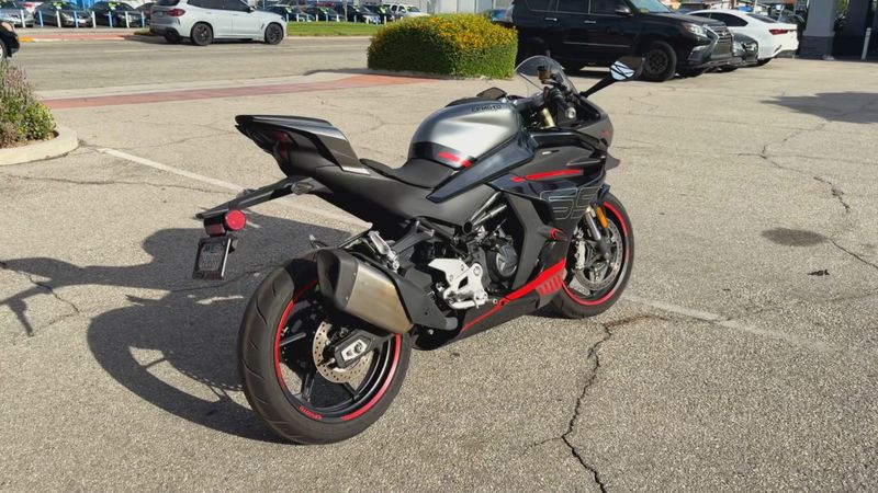 Used 2024 CFMOTO 450SS Image 8