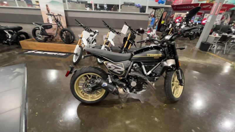 New 2026 Ducati SCRAMBLER 800 FULL THROTTLE Image 9