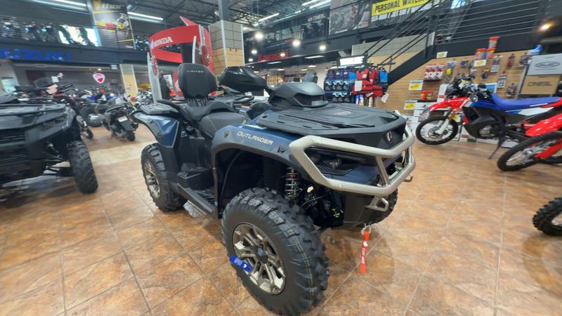 New 2026 Can-Am OUTLANDER MAX LIMITED 1000R Image 4