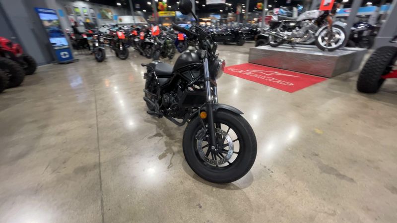 2022 Honda REBEL 300 ABS  in a BLACK exterior color. Del Amo Motorsports of Redondo Beach (424) 390-7811 delamomotorsports.com 