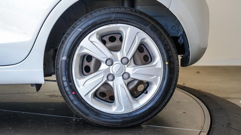 Used 2020 Chevrolet Spark LSImage 10