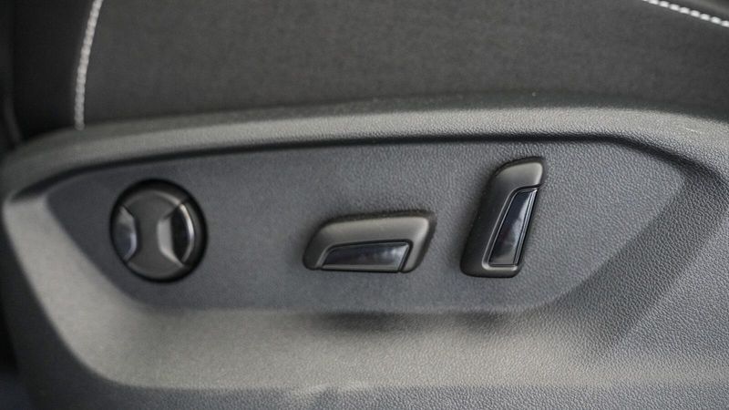 2025 Volkswagen Atlas 2.0T SE w/TechnologyImage 22