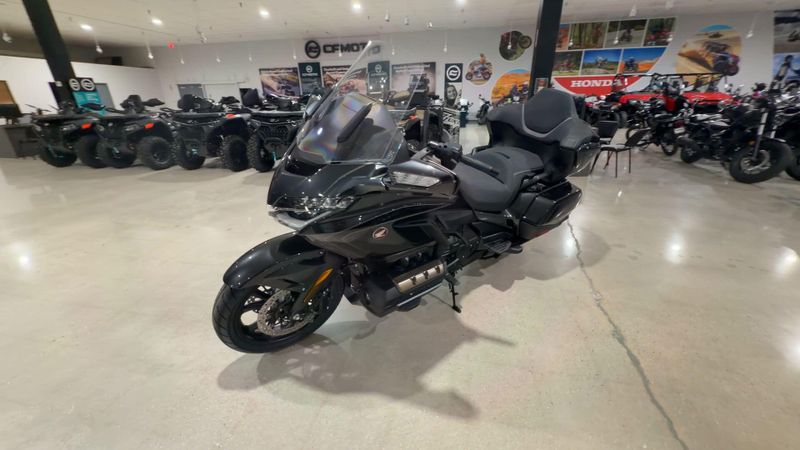 New 2026 Honda GOLDWING TOUR DCT Image 5