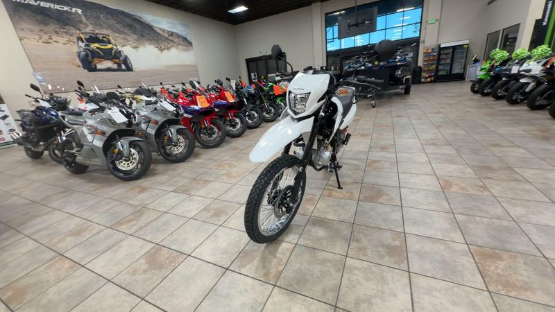 New 2025 Honda XR150L Image 5