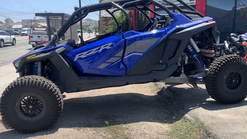 2022 Polaris RZR PRO R 4 PREMIUM Image 9
