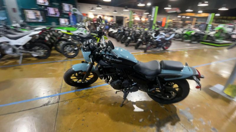 New 2025 Kawasaki ELIMINATOR SE ABS Image 8