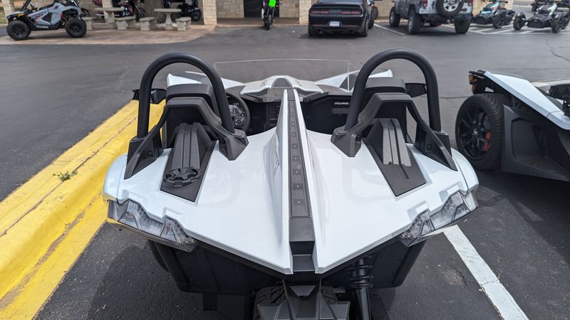 2024 Polaris SLINGSHOT S TECH MANUAL S with Technology Package IImage 10