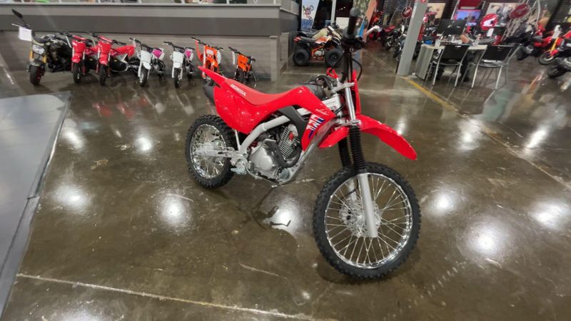 2025 Honda CRF125F BIG WHEEL  in a RED exterior color. Del Amo Motorsports of Redondo Beach (424) 390-7811 delamomotorsports.com 