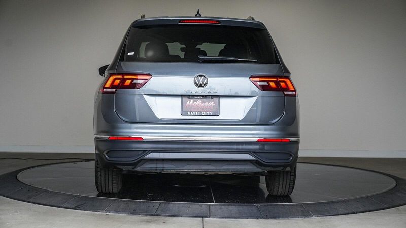 2024 Volkswagen Tiguan 2.0T SImage 3
