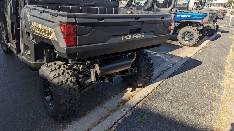 2025 Polaris RANGER CREW 1000 PREMIUM PURSUIT CAMOImage 9